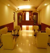 Hotel Vivek Gorakhpur Buitenkant foto